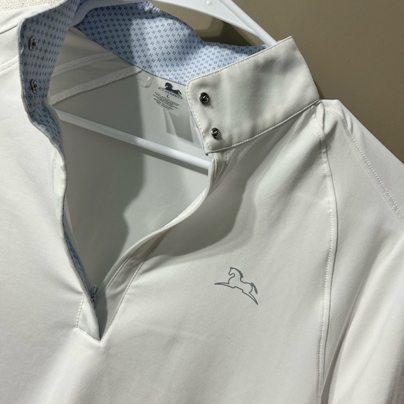 R.J Carly 37.5 Classic White Shirt with Blue Accents show shirt 1/4 zip Collared - Picture 2 of 5